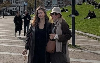 Ecija Ojdanić i kćer Cvita - 2