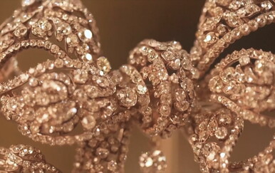 Pljačka Louvrea - 1