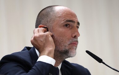 Tudor odbrusio novinaru pa prekinuo intervju: "To nema smisla. Jesmo li završili?"