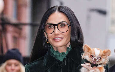 Demi Moore u vrtoglavim petama od 15,5 centimetara Saint Laurent