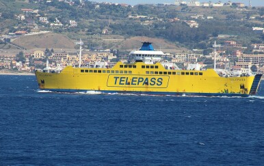 Talijani zainteresirani za trajektnu liniju Split - Supetar. Istražili smo kolika je šansa da je dobiju