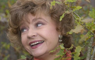 Prunella Scales