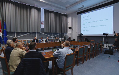 O Jasenovcu u Saboru