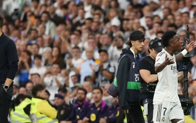 Xabi Alonso i Vinicius