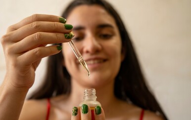 Koje serume za lice trebate koristiti s obzirom na svoje godine? Nisu svi za svakoga