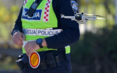 Šibenska policija dronovima nadzire promet - 1