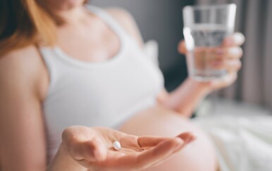 Paracetamol u trudnoći ne povećava rizik od autizma, pokazuje velika studija