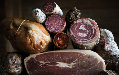 Povlači se tlačenica