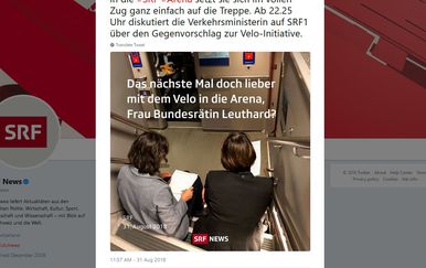 Ministrica sjedi na podu u vlaku (Screenshot: SRF/Twitter)