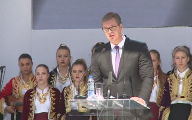 Govor Aleksandra Vučića na Kosovu (Foto: Dnevnik.hr)