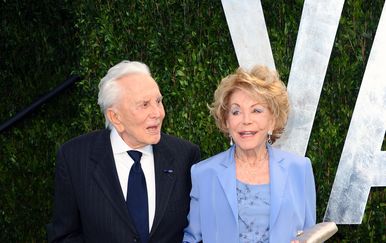 Kirk Douglas i Anne Buydens (Foto: Getty)