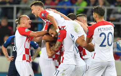 Slavlje hrvatskih nogometaša (Foto: AFP)