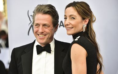 Hugh Grant i Annie Eberstein (Foto: Getty Images)