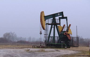 Naftna bušotina u Lici (Foto: Dnevnik.hr) - 1