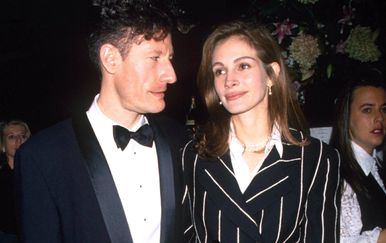 Lyle Lovett i Julija Roberts oženili su se 1993. godine nakon samo tri tjedna veze