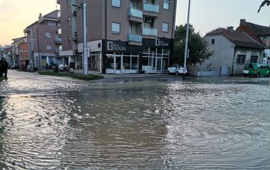 Poplavljena ulica u Zagrebu - 1