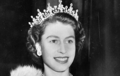 Kraljica Elizabeta II. - 14