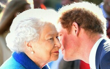Princ Harry i kraljica Elizabeta II. - 1