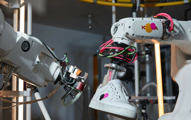 Nikeov robot