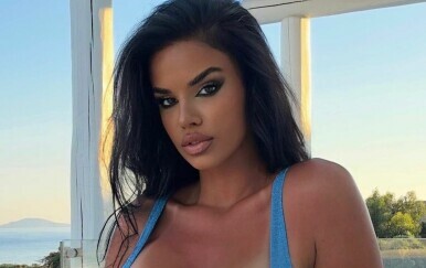 Ivana Knoll - 2