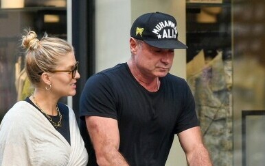 Liev Schreiber i Taylor Neisen