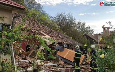 Snažna eksplozija u Đelekovcu - 1