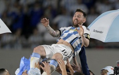 Lionel Messi slavi naslov prvaka svijeta