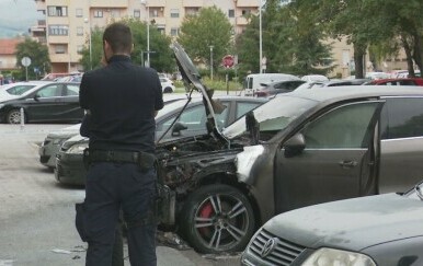 Požar na skupocjenom automobilu - 2