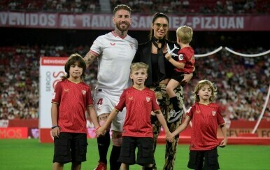 Sergio Ramos s obitelji na stadionu Seville