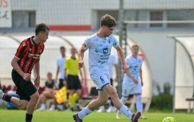 Luka Juričić u dresu Puskas Akademije