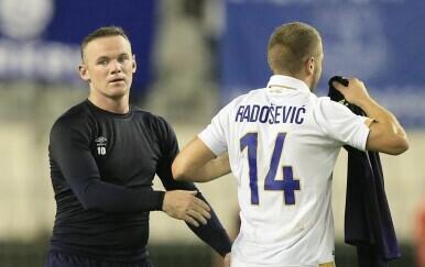 Wayne Rooney protiv Hajduka