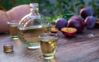 Rakija "liječi sve bolesti": 5 stvari koje niste znali o najpopularnijem piću s Balkana