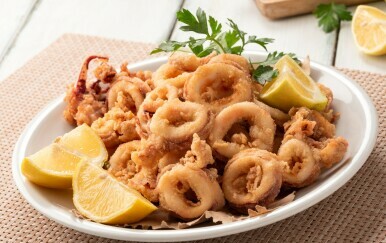 Savršen ručak za petak: Najlakši recept za pržene lignje