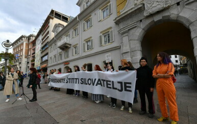 Akcija uoči Nacionalnog dana borbe protiv nasilja nad ženama: Prestanite štititi silovatelje! - 2