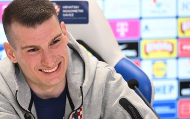 Dominik Livaković stiže u Premier ligu!?