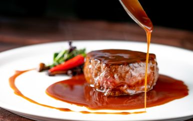 Umak od crnog vina uz junetinu recept