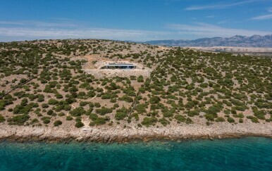 Vila Desert Rose na otoku Pagu, Airbnb