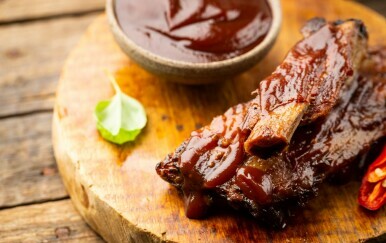 Za prste polizati: Recept za rebarca koja se (gotovo) peku sama