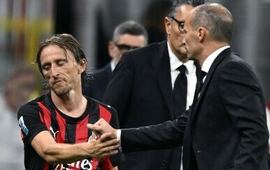 Nekidan nahvalio Modrića, a sad ga upozorava: "Završit ćeš kao Pirlo"