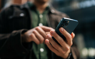 Prijevara putem poruka, ilustracija