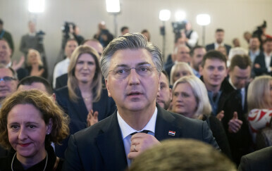 Nina Obuljen Koržinek i Andrej Plenković