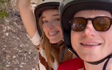 Ed Sheeran i Phoebe Dynevor