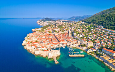 Kako se piše: Dubrovačke gradske zidine ili dubrovačke gradske zidine