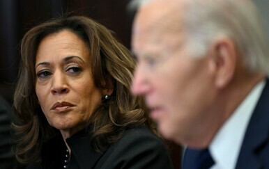 Kamala Harris: “Bilo je nesmotreno dopustiti Bidenu da se kandidira za drugi mandat”