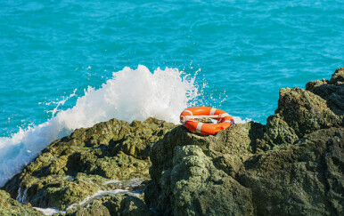 Spašavanje na stijenama, ilustracija