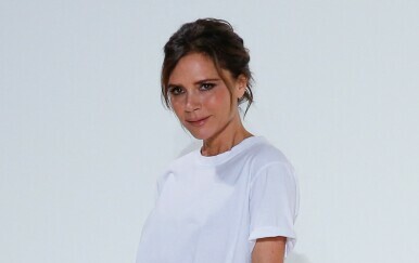 Victoria Beckham u svestranoj i praktičnoj kombinaciji
