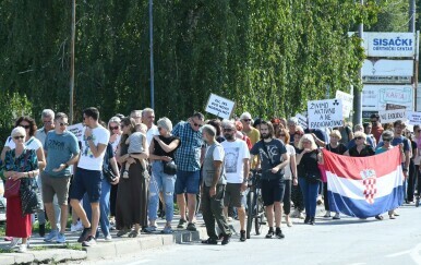 Prosvjed u Sisku protiv troske