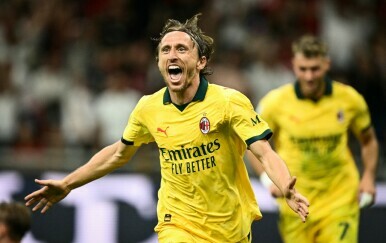 VIDEO Pogledajte magični prvijenac Modrića u dresu Milana, San Siro eruptirao