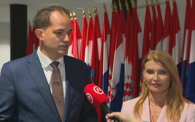 Petra Bulja, Ivan Malenica i Sabina Glasovac - 4