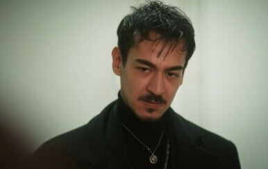 Skrivena sudbina: Donio joj je dobre vijesti, ali može li vratiti njezino povjerenje?